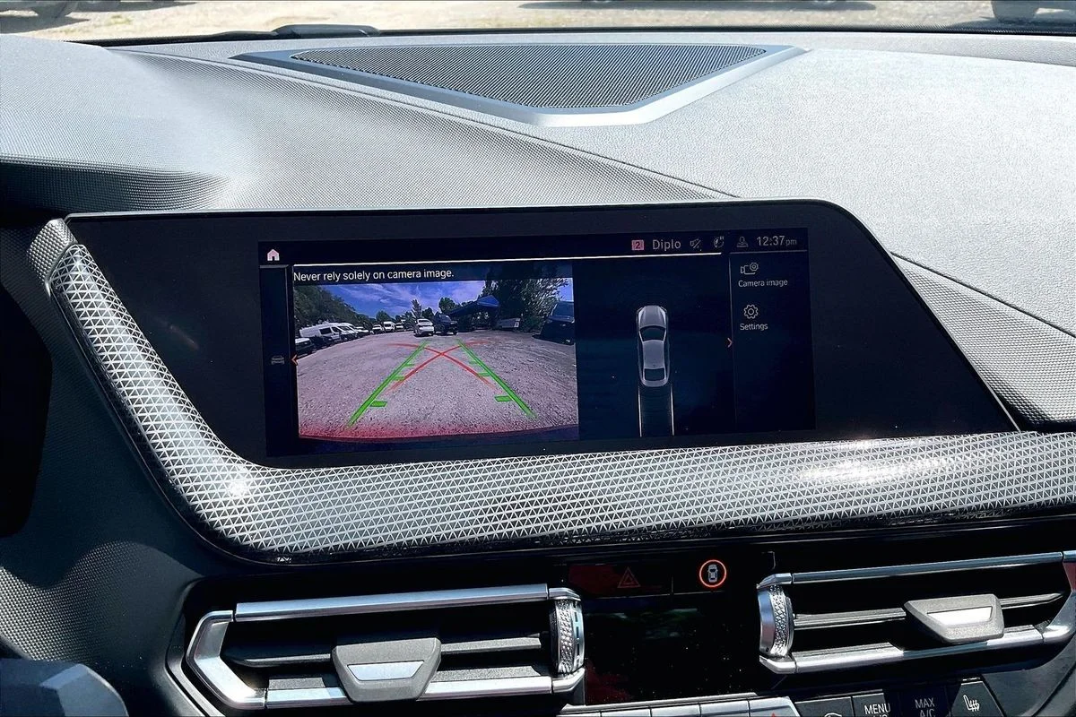 Used 2024  BMW xDrive image 14