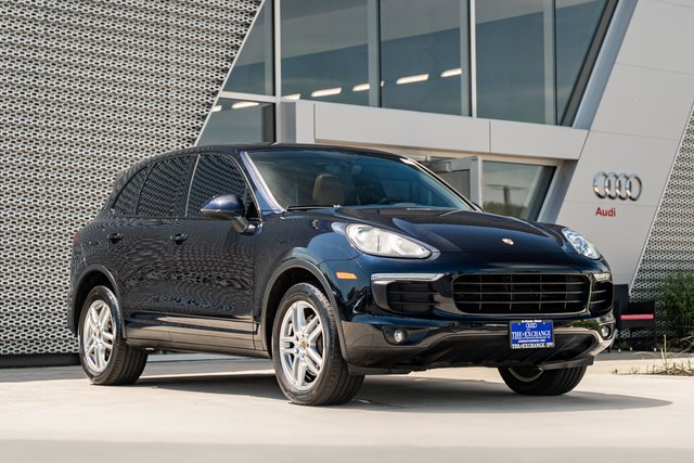 2016 Porsche Cayenne Base