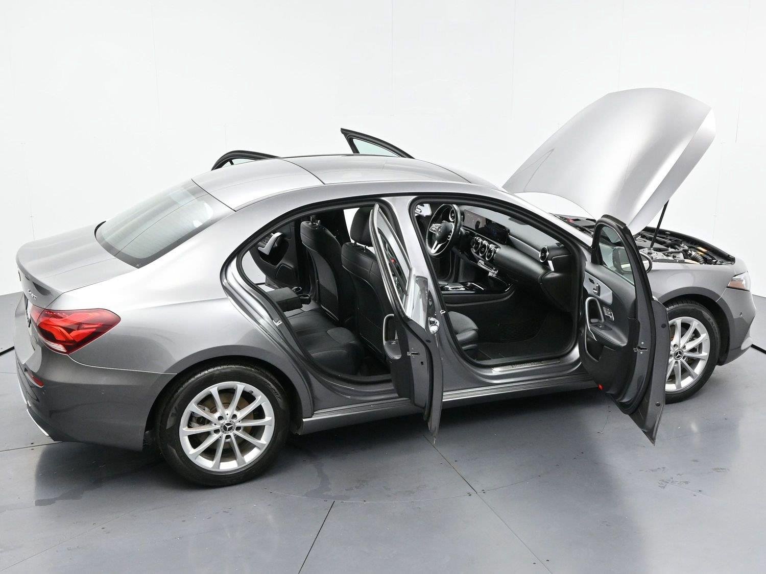 Used 2019 Mountain Grey Metallic Mercedes-Benz A 220 image 36