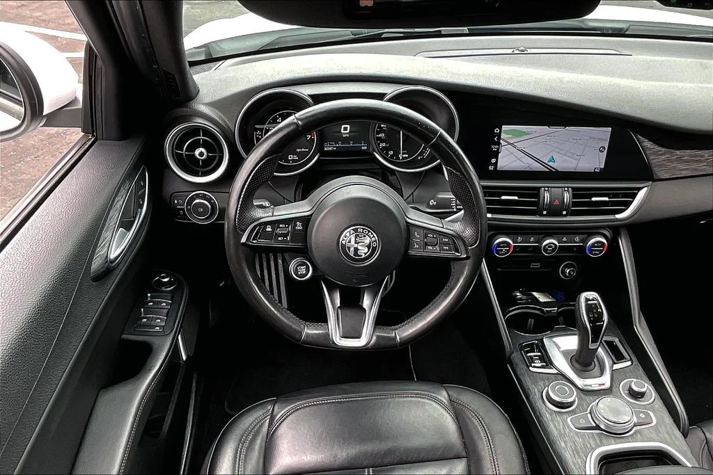 Used 2022 White Alfa Romeo Sprint image 4