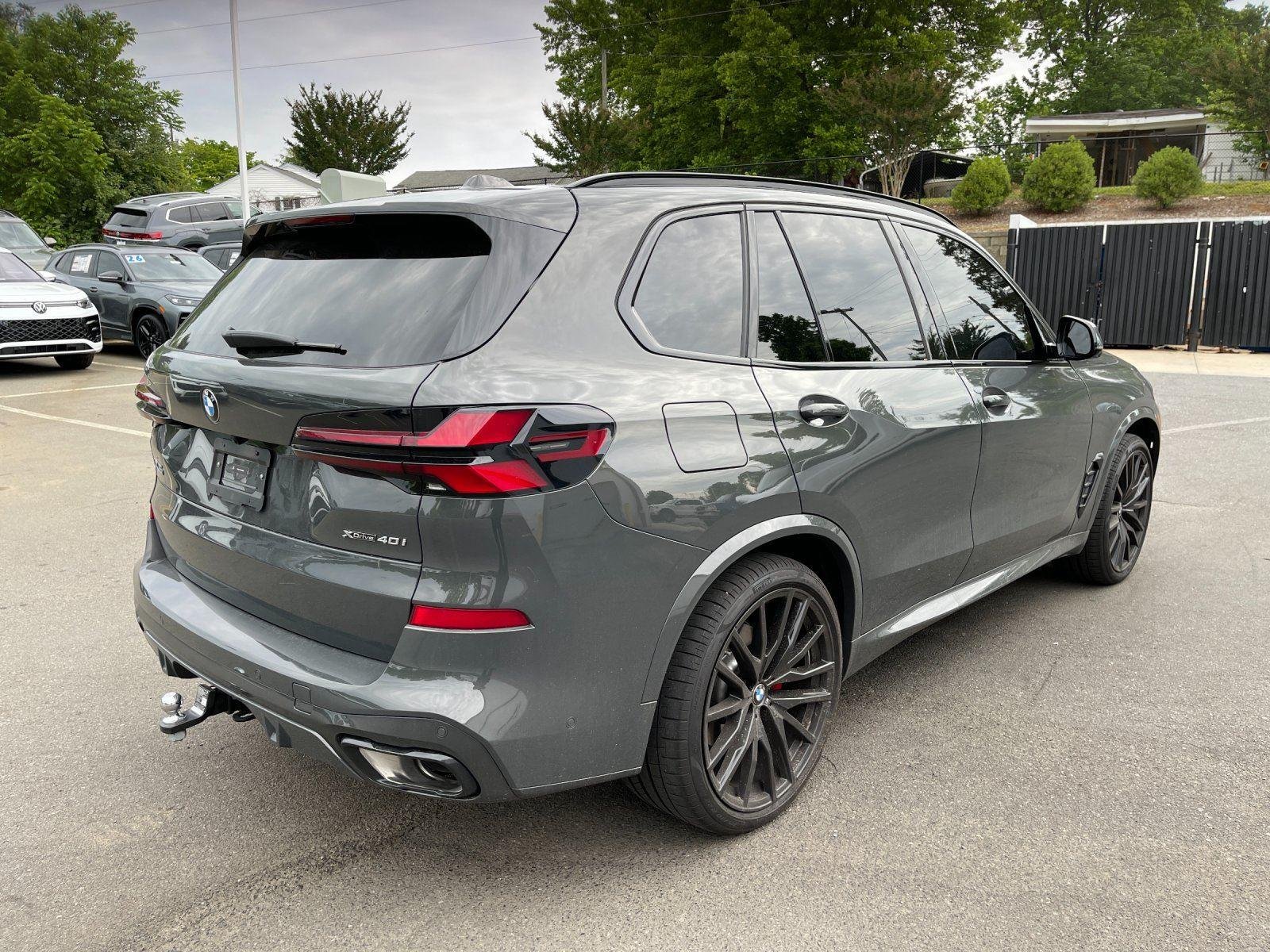 Used 2026 Dravit Grey Metallic BMW xDrive40i image 5
