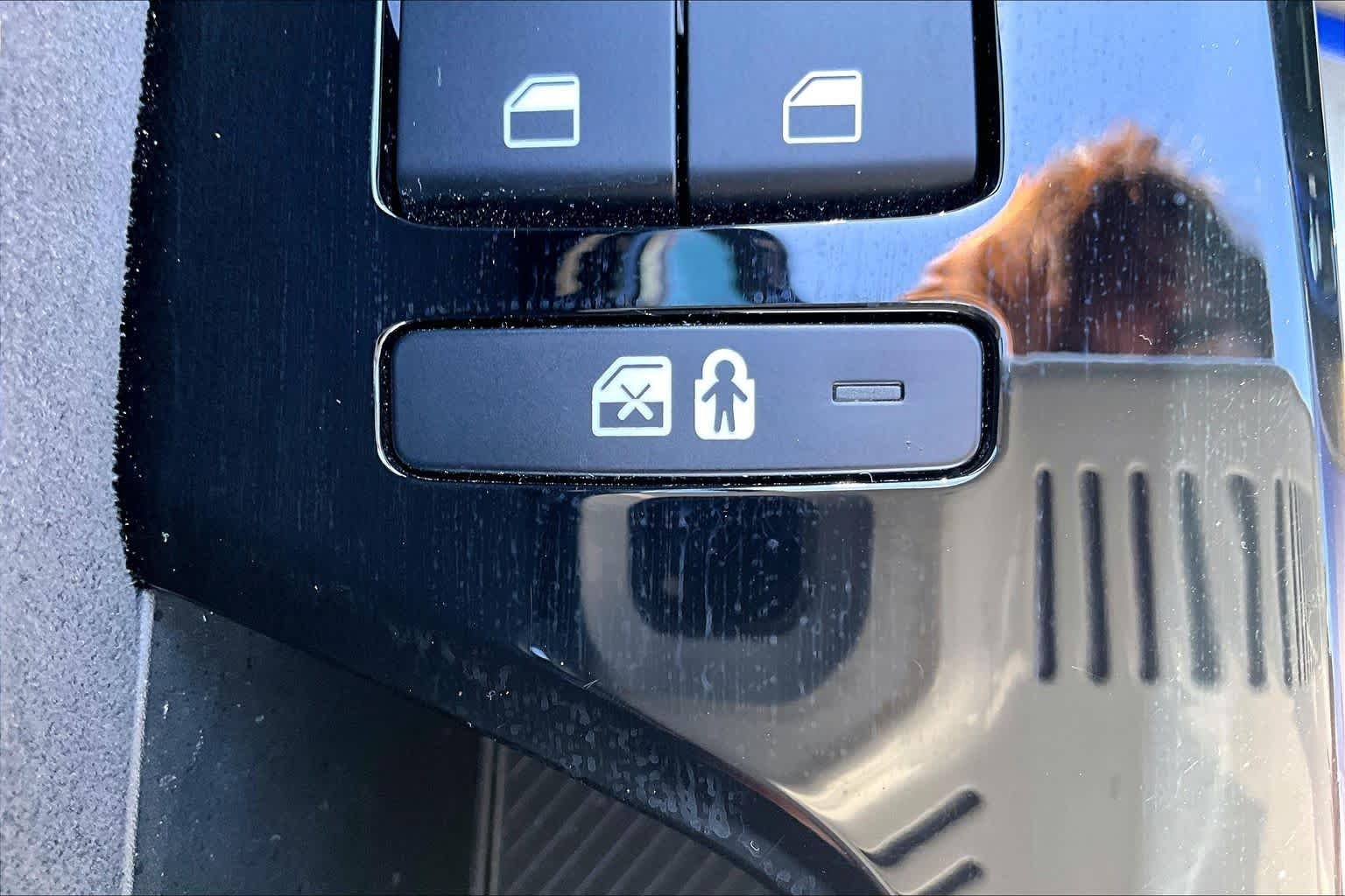 Used 2023 Yacht Blue Kia GT image 32