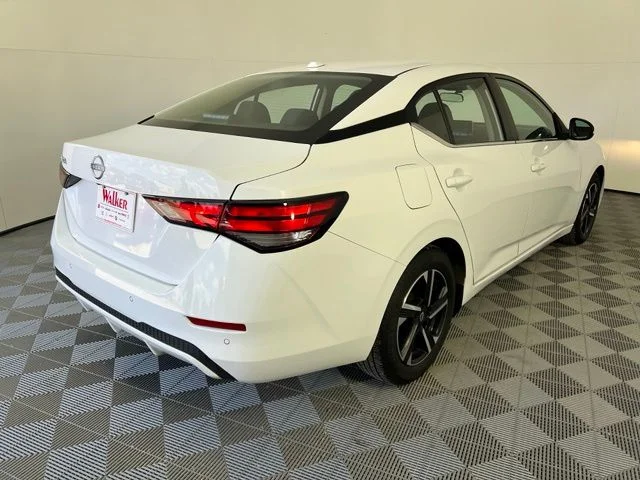 Used 2025 White Nissan SV image 10