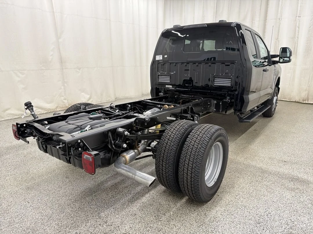 New 2026 Agate Black Metallic Ford F-350® XL image 8