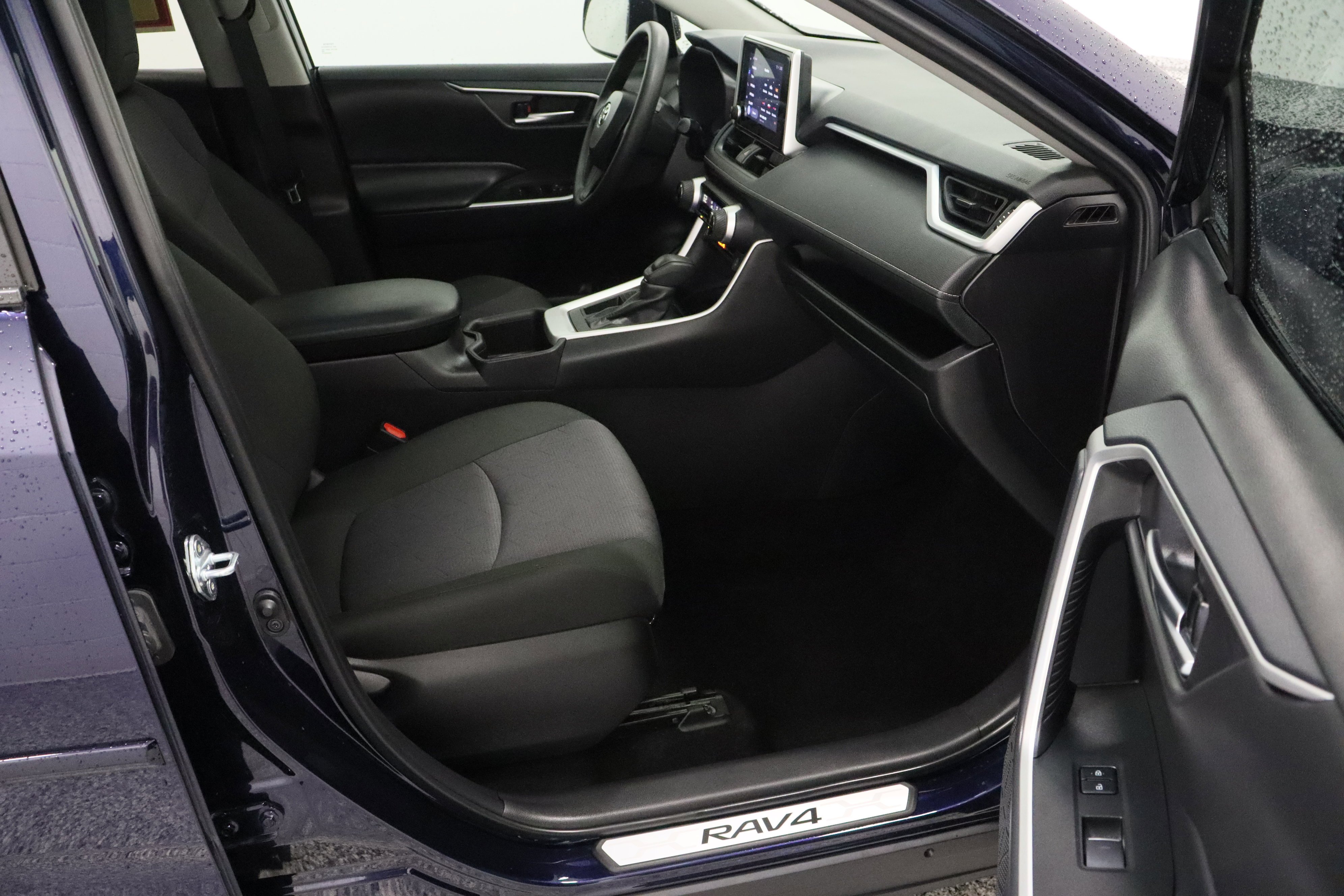 Used 2025 Blueprint Toyota XLE 2.5L image 39