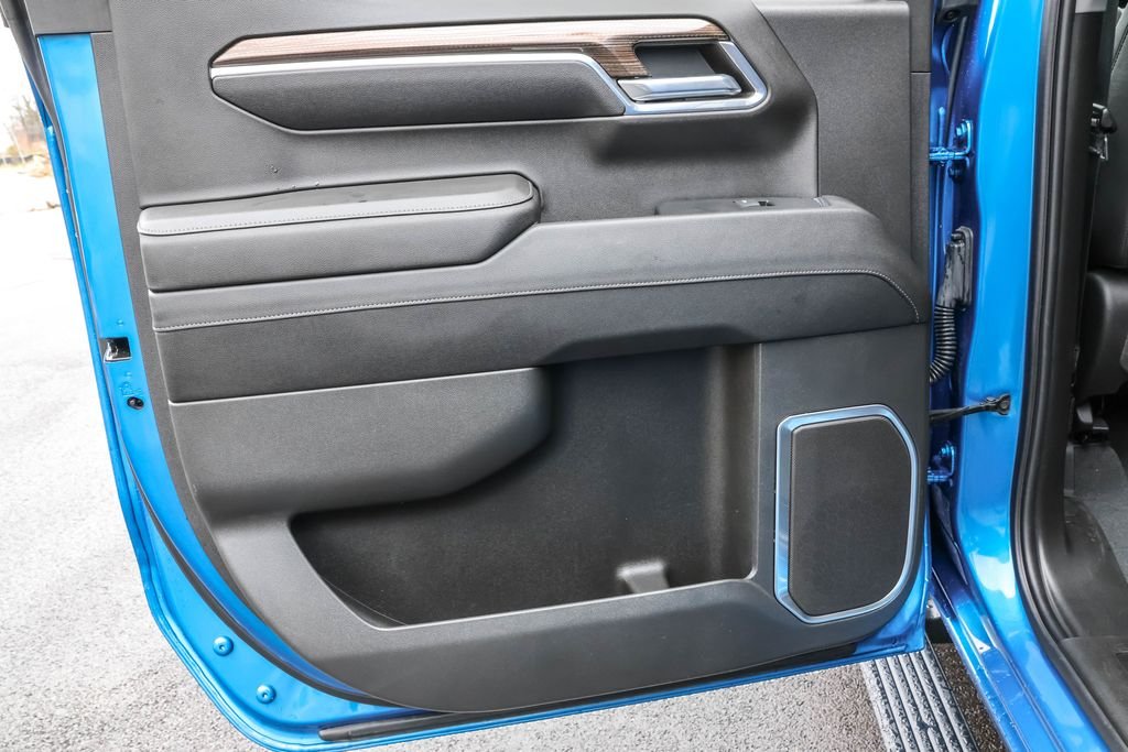 Used 2023 Blue Chevrolet RST image 36