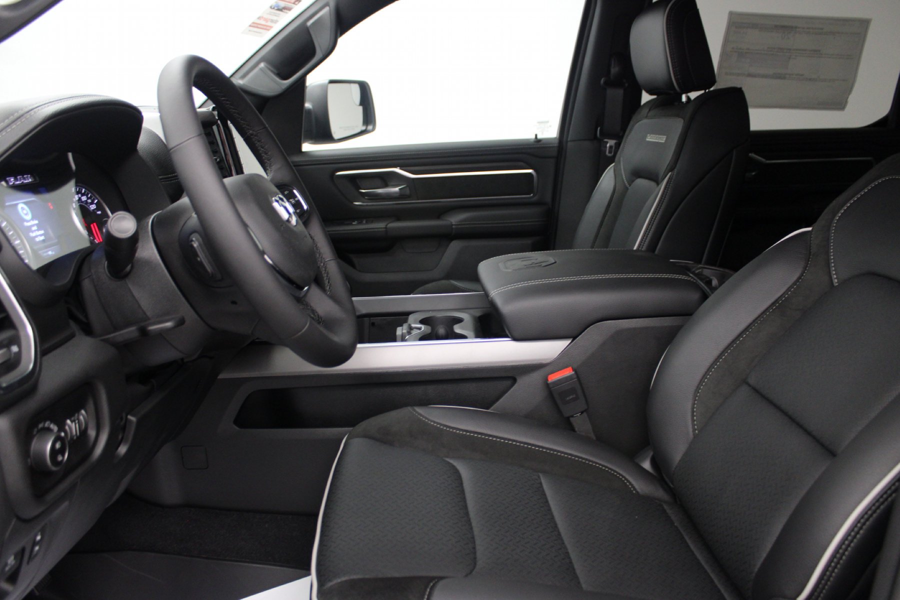 2026 RAM Ram 1500 Pickup Laramie - Photo 19