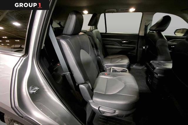 Certified Used 2025 CELESTIAL SILVER Toyota  image 20