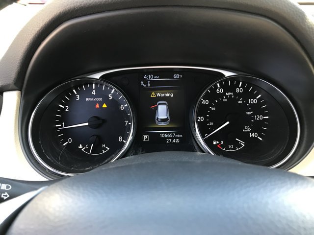 Used 2016 Midnight Jade Nissan SL image 15