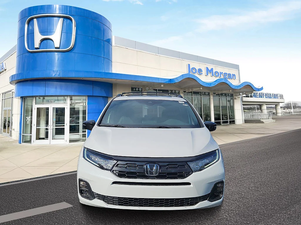 New 2027 Platinum White Pearl Honda Sport-L image 2