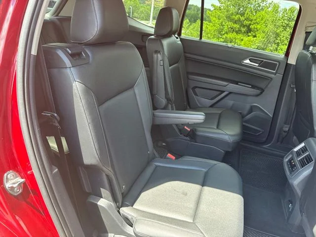 Used 2019 Red Volkswagen 3.6L V6 SE image 24
