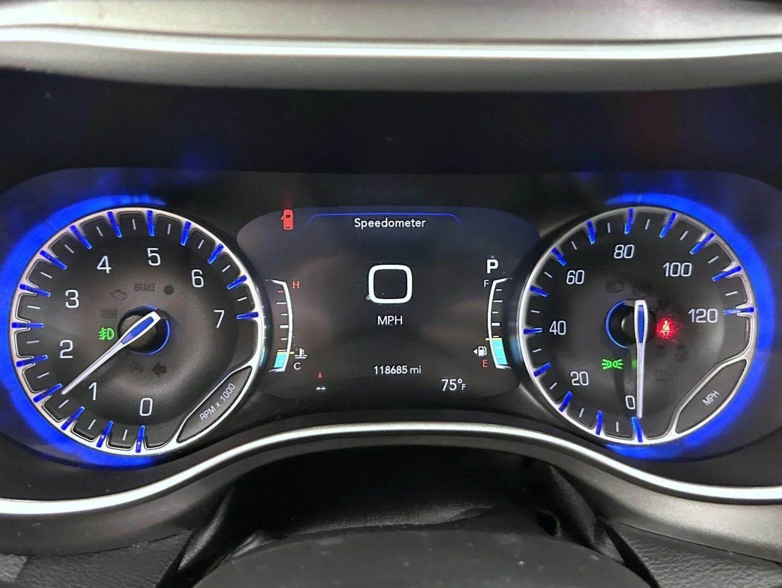 Used 2022 Black Chrysler Touring L image 14
