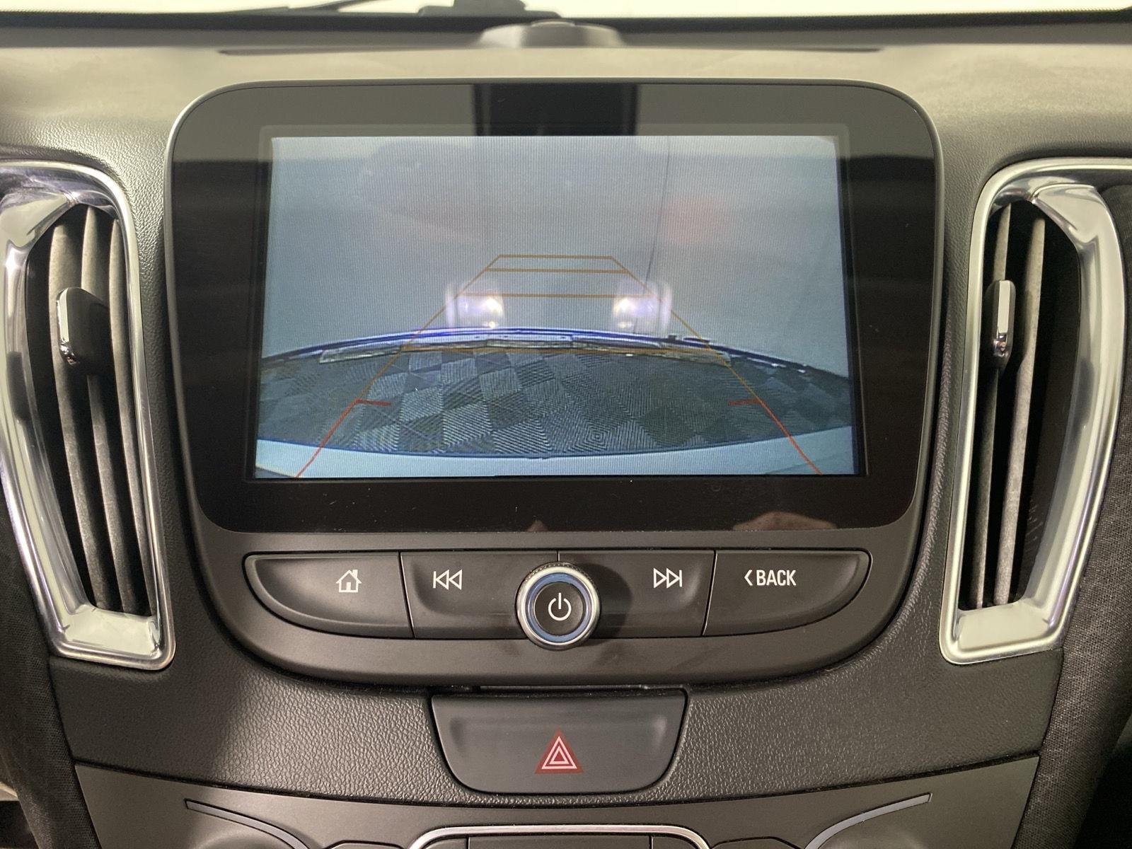 Used 2018 Silver Ice Metallic Chevrolet LT image 19