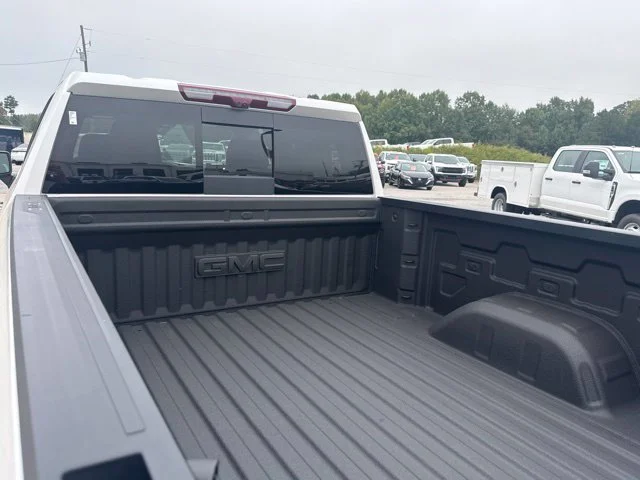 Used 2025 White GMC Denali image 11