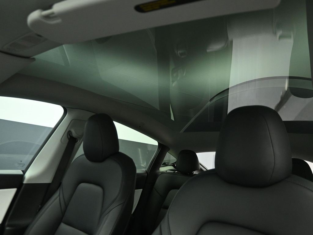 2022 TESLA MODEL Y - Image 16