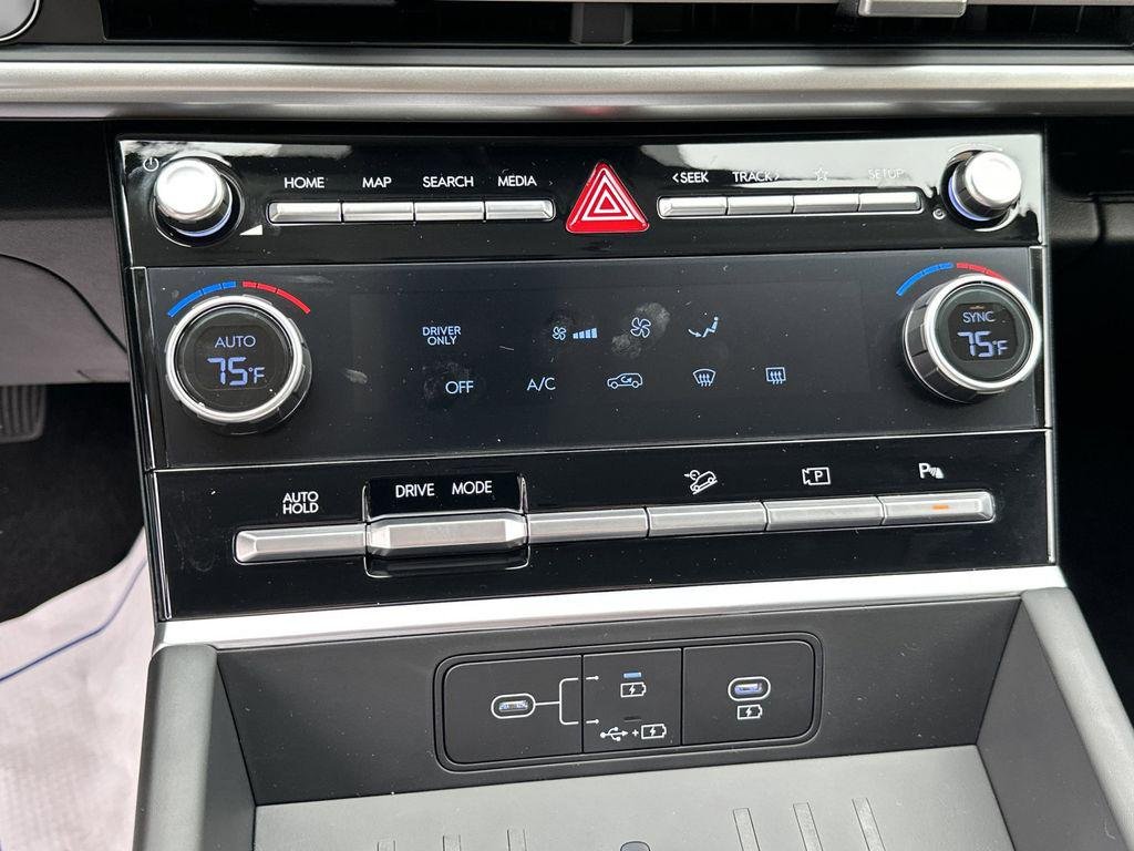 New 2026 Serenity White Hyundai SE image 18