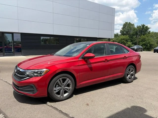Certified Used 2023  Volkswagen SE image 6