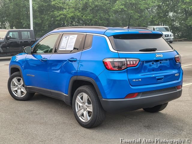 Used 2022 Blue Jeep Latitude image 7