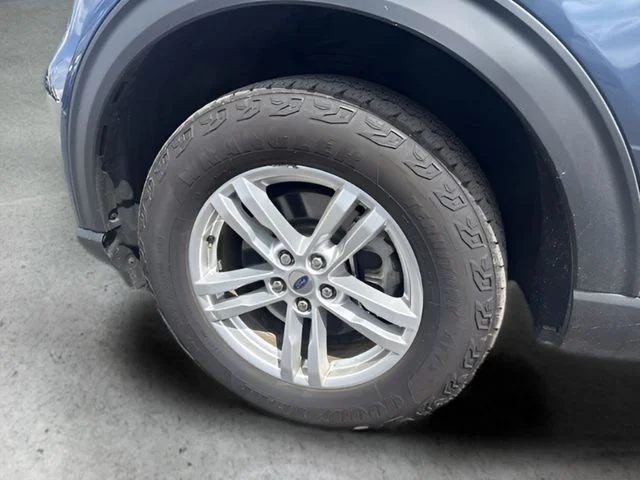 Used 2020 Blue Ford XLT image 22