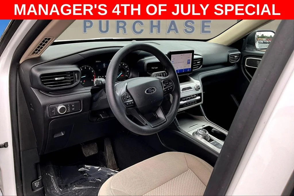 Used 2021 Oxford White Ford Base image 19