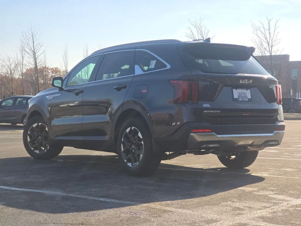 2026 Kia Sorento S - Photo 15