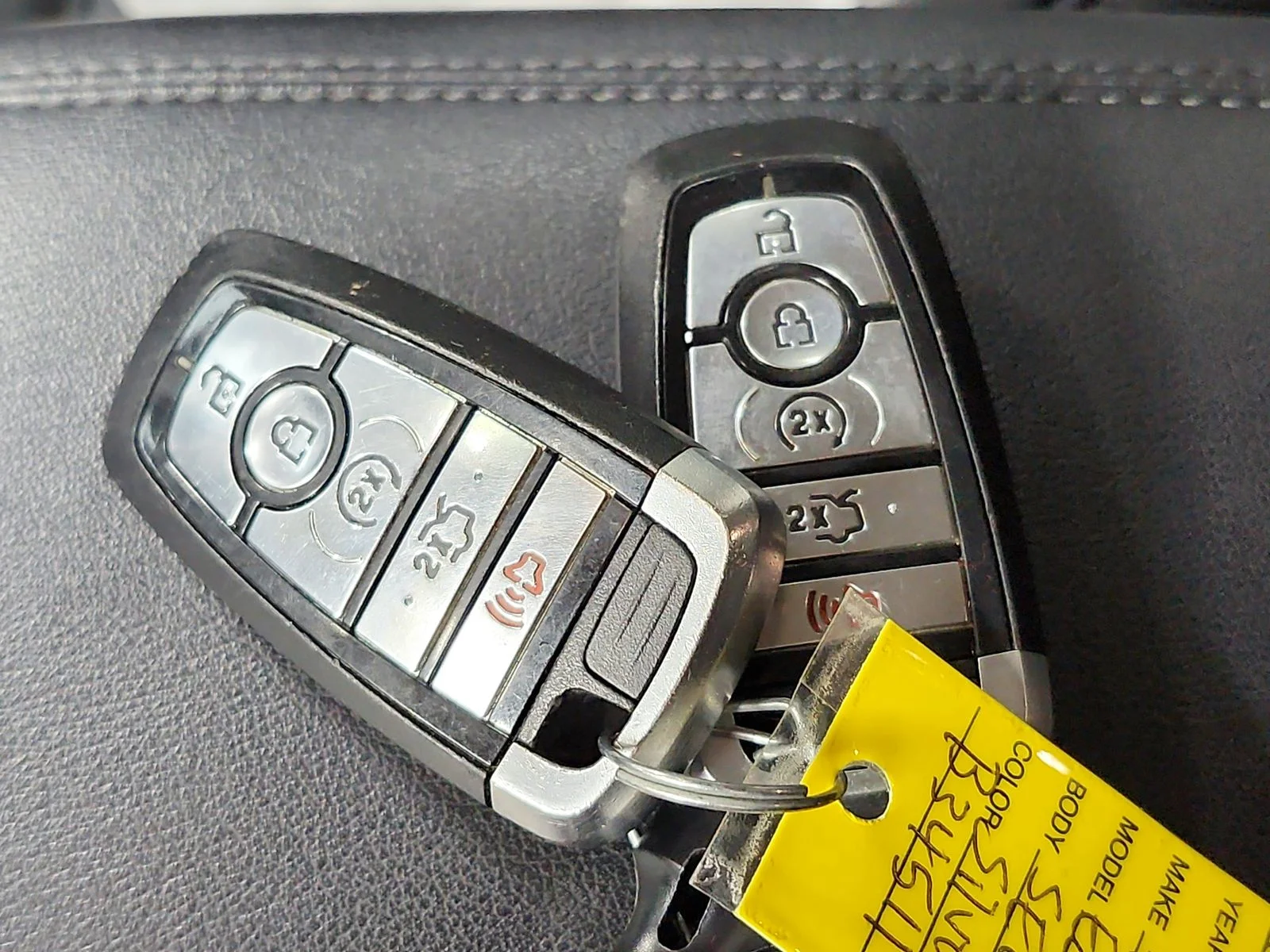 Used 2019 Silver Ford SEL image 12
