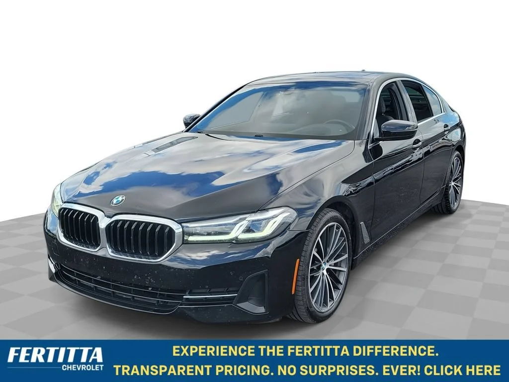 Used 2023 Black BMW i image 1