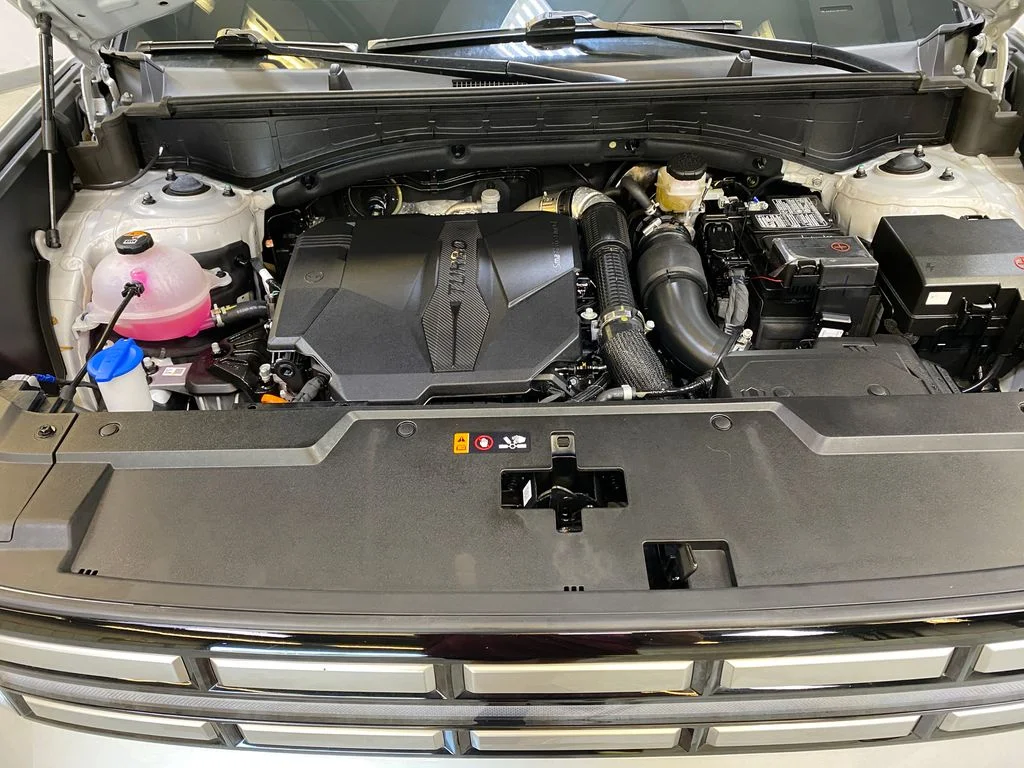 Used 2026 Silver Hyundai SEL image 9