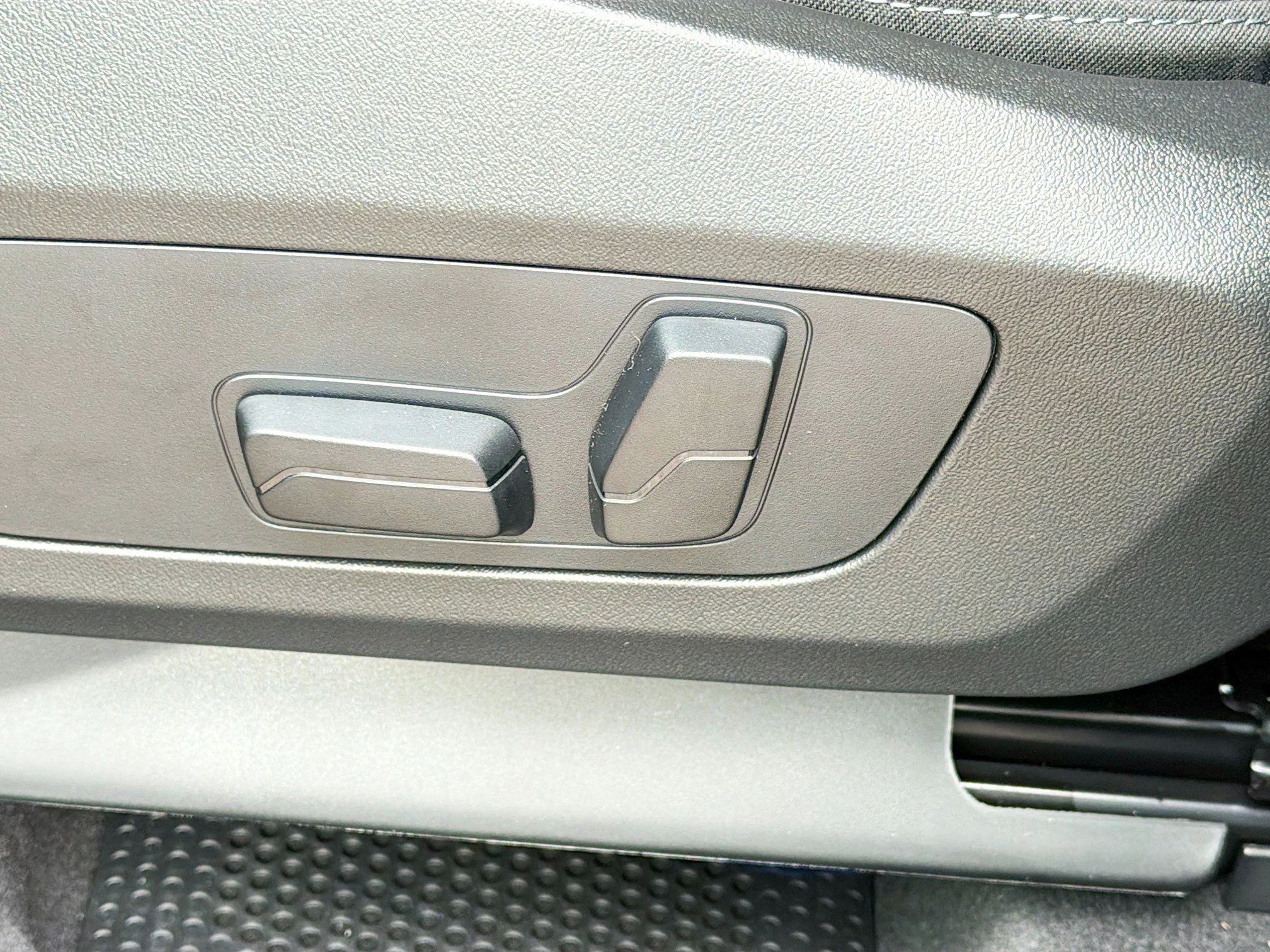 2026 BMW X1 XDrive28i - Photo 24