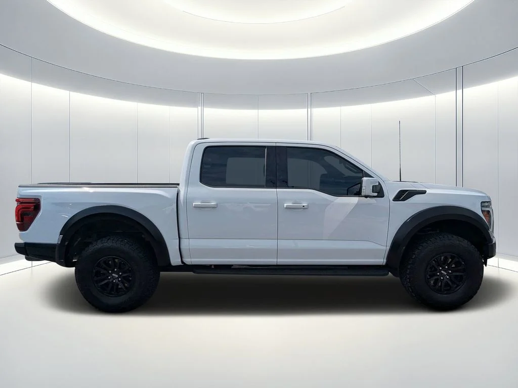 Used 2024 White Ford Raptor image 3
