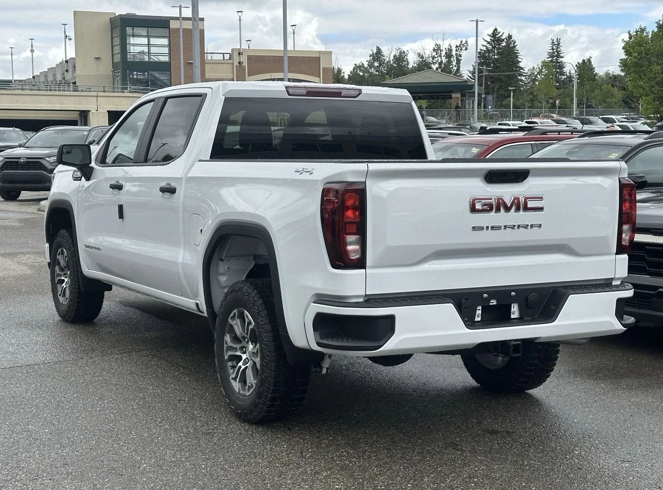 New 2026 Summit White GMC Pro image 4
