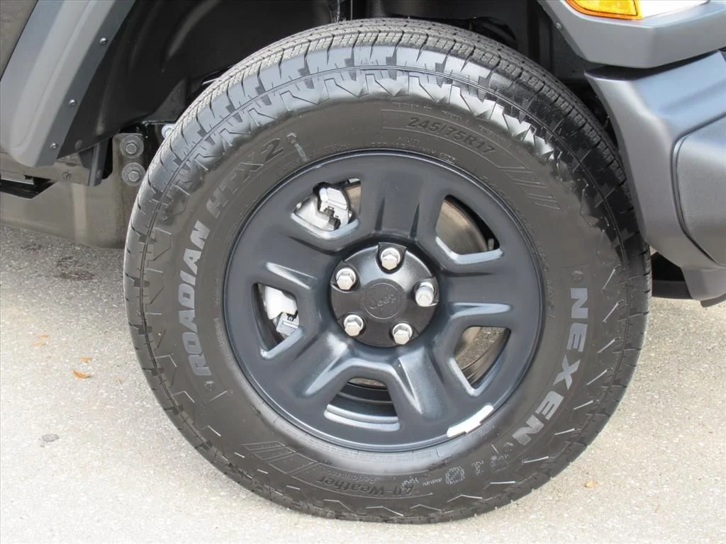 New 2026 Black Clear-Coat Exterior Paint Jeep Sport image 7