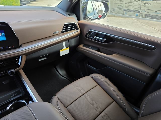 2026 Chevrolet Suburban High Country - Photo 12