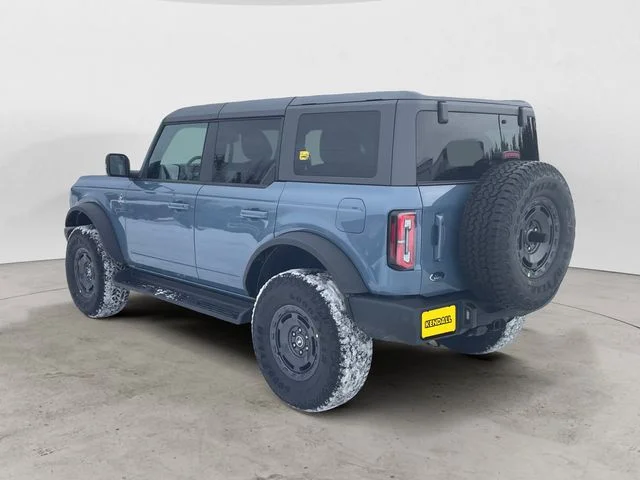 New 2025 Azure Gray Metallic Ford Outer Banks image 3