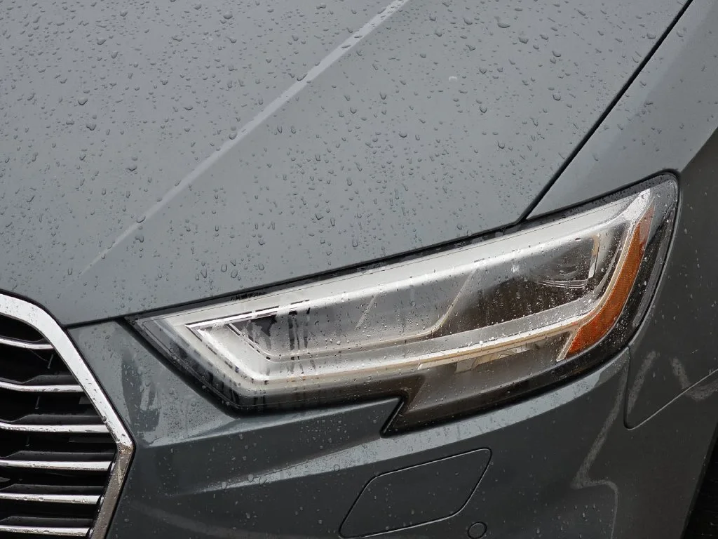 Used 2017 Gray Audi 1.4T Premium image 32