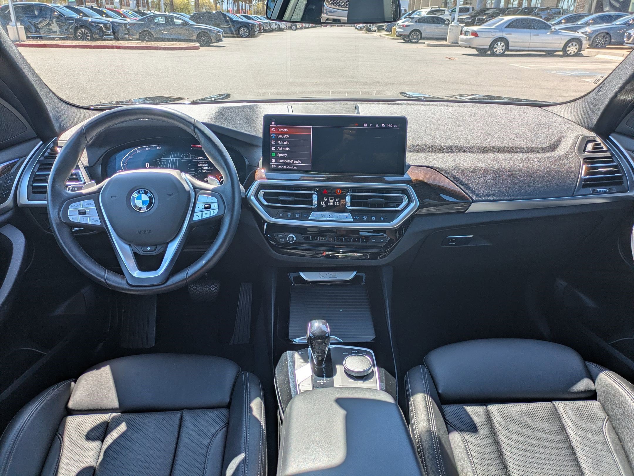 Used 2022 Jet Black BMW sDrive30i image 28