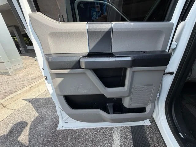 Used 2019 White Ford XLT image 16