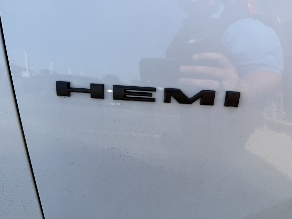 Used 2022 White Knuckle Clear Coat Dodge R/T HEMI Orange image 135