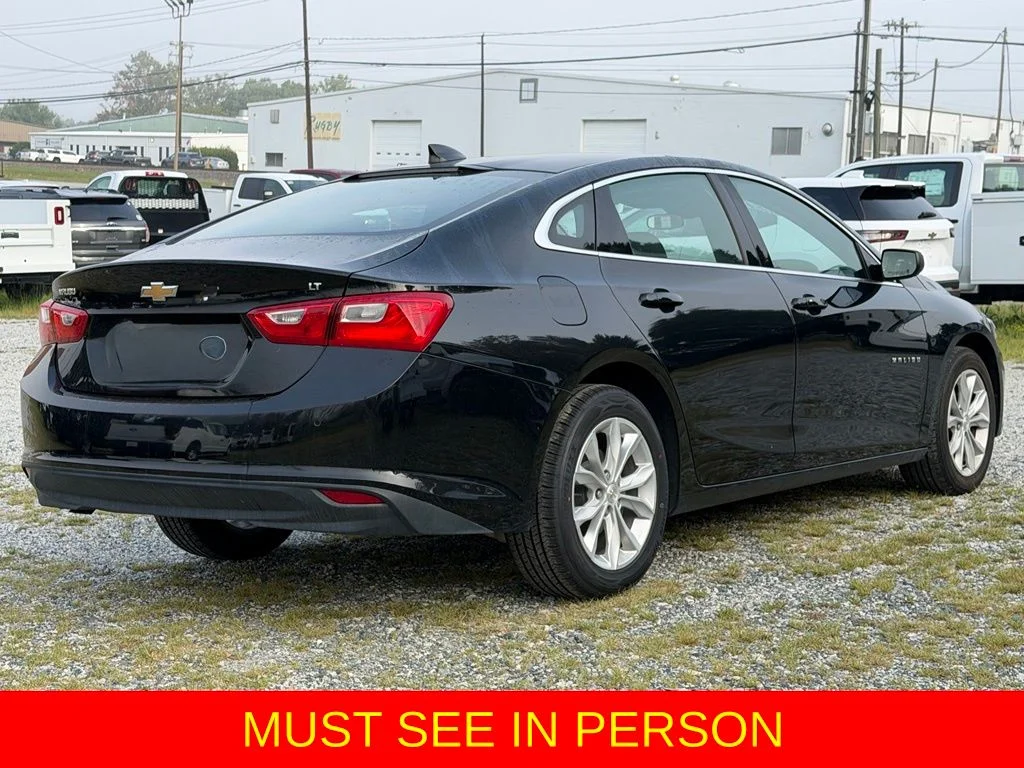 Used 2025 Black Chevrolet LT image 4