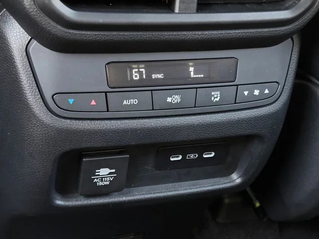 Used 2024  Honda TrailSport image 16