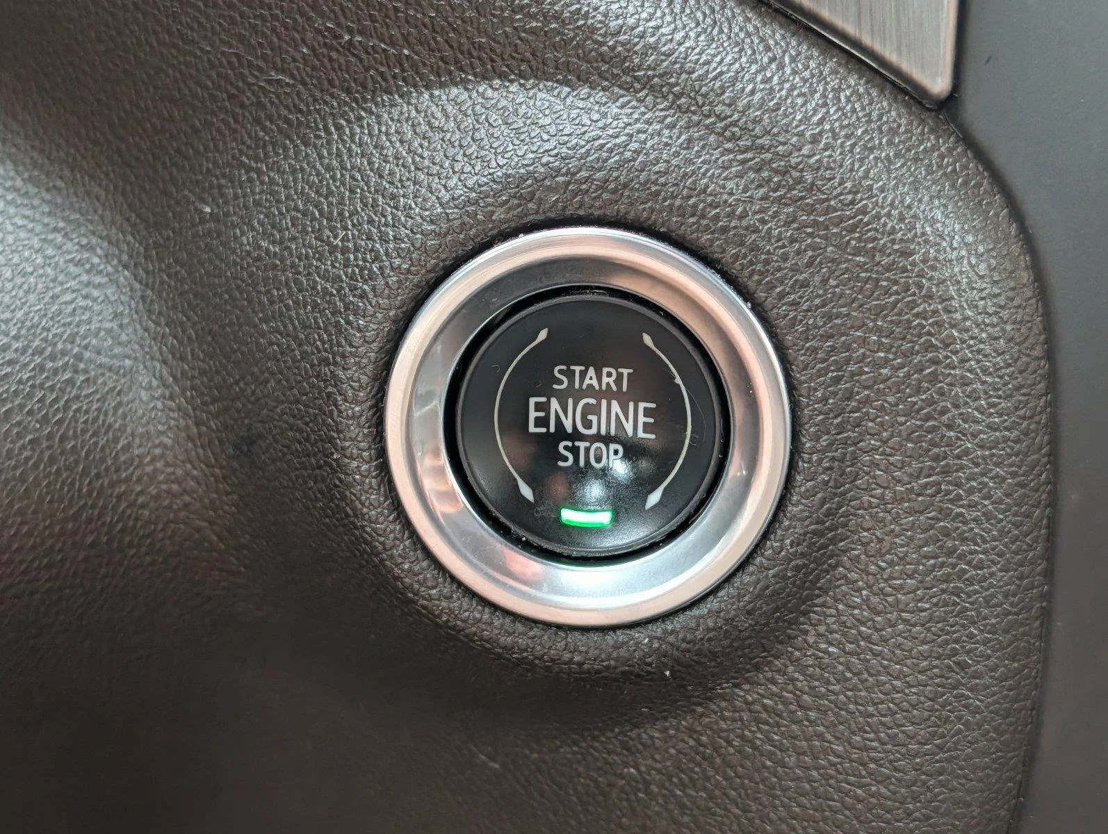 Used 2021 SATIN STEEL METALLIC GMC Denali image 28