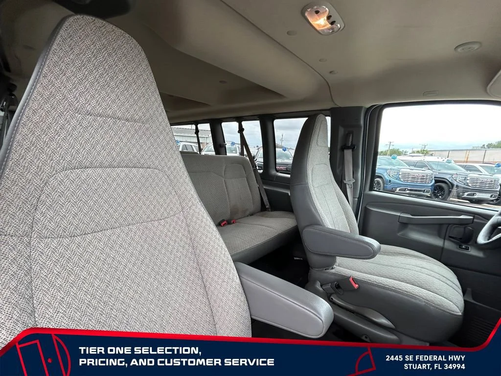 Used 2024 Summit White Chevrolet 1LT image 13