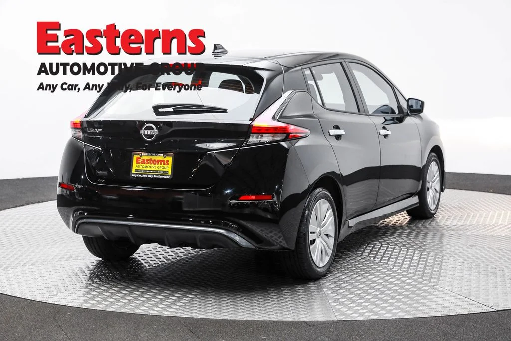 Used 2024 Black Nissan S image 5