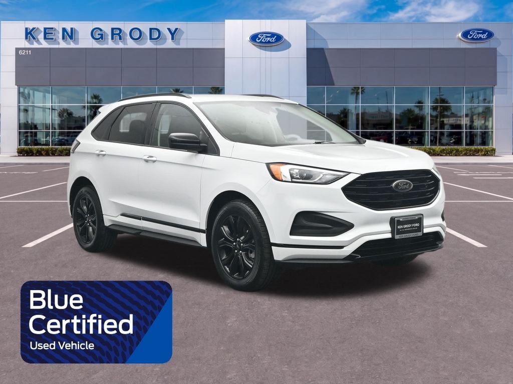 Certified Used 2022 White Ford SE image 1