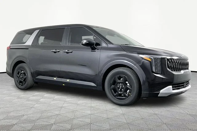 New 2026 Gray Kia LXS image 3
