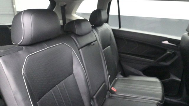 Used 2024 Black Volkswagen 2.0T SE image 13