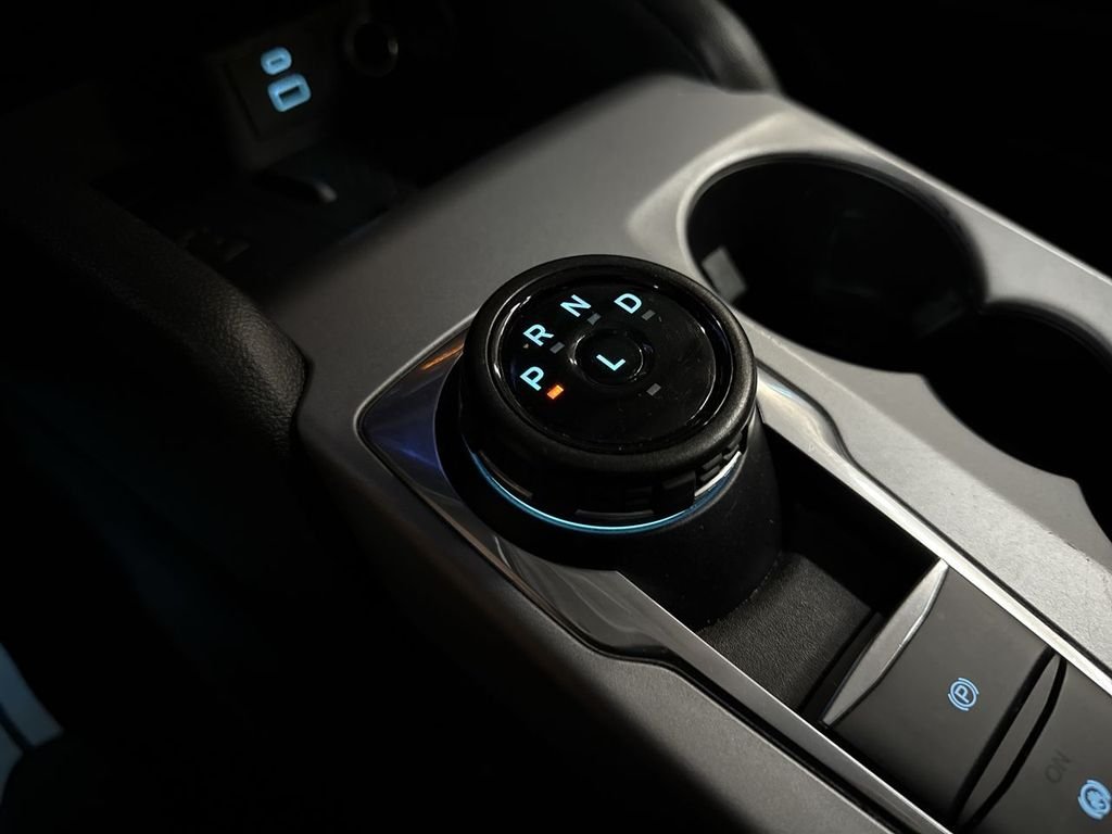 Used 2022 Shadow Black Ford Outer Banks image 25