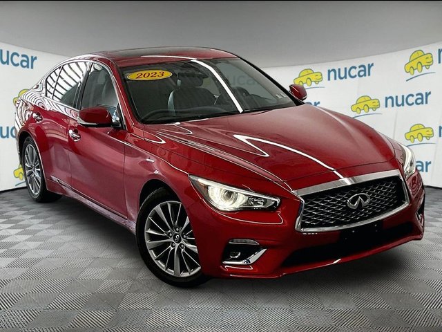 2023 INFINITI Q50 LUXE
