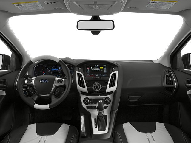 Used 2014 Ingot Silver Metallic Ford SE image 7