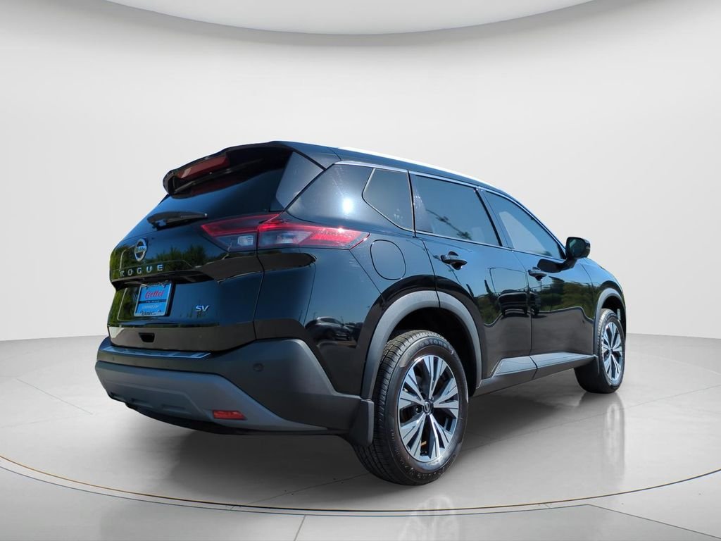 Used 2021 Black Nissan SV image 5